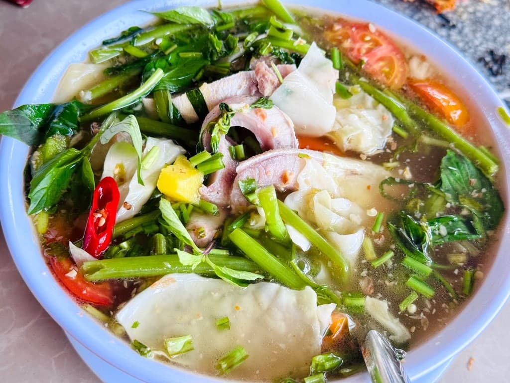 Canh chua cá bóp - Hòn Sơn - Kiên Giang