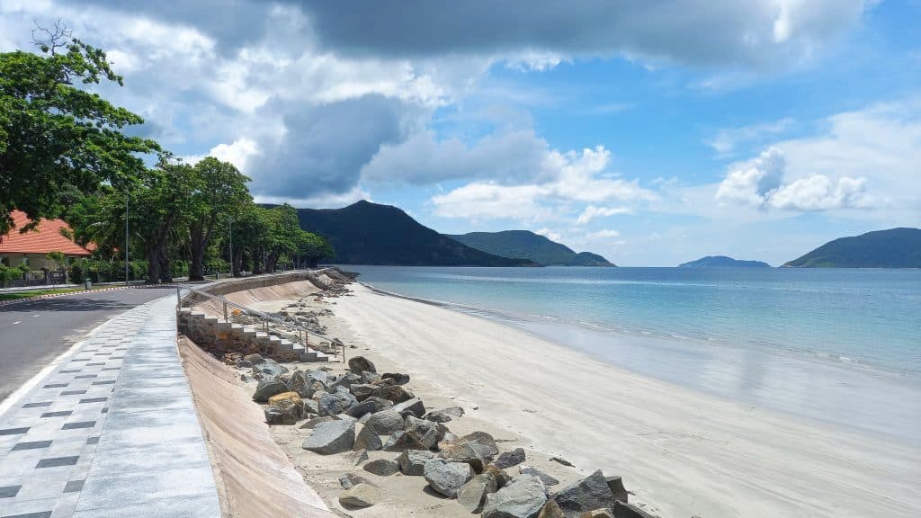 Bãi Côn Sơn, Côn Đảo, Việt Nam Du lịch Côn Đảo - Những bãi biển đẹp nhất, Bãi Côn Sơn