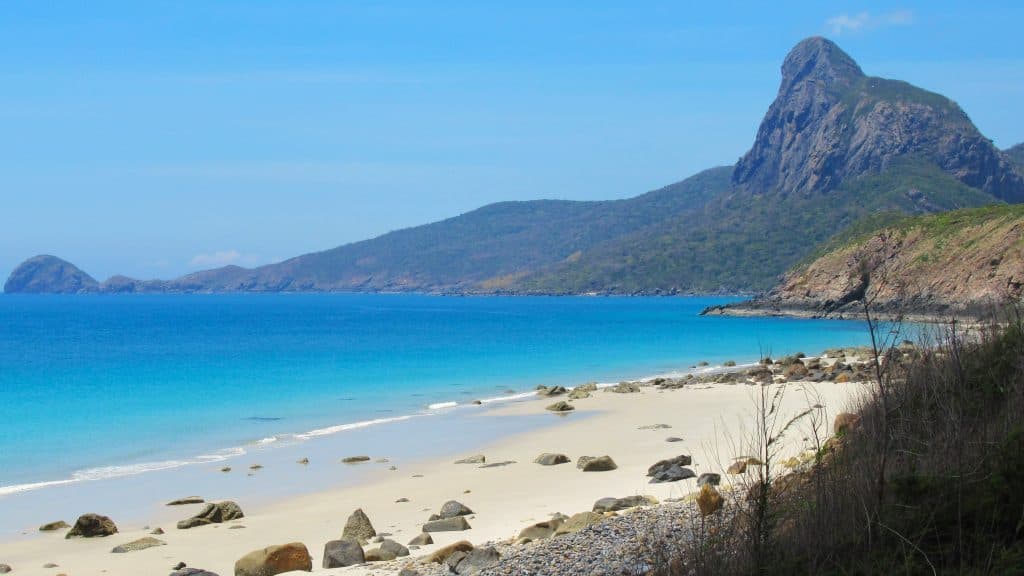 Bãi Nhát, Côn Đảo, Việt Nam Du lịch Côn Đảo - Những bãi biển đẹp nhất, Bãi Nhát