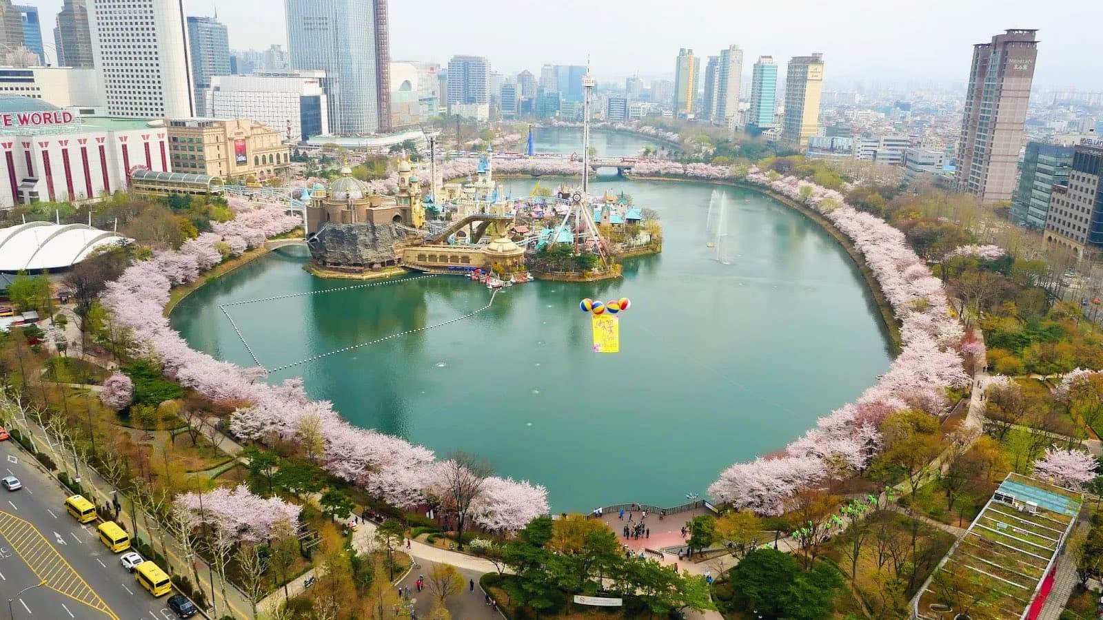 Lễ hội hoa anh đào hồ Seokchon ở Seoul Du lịch Hàn Quốc ngắm hoa đào