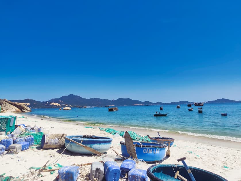 Bãi biển Tàu Bể, Mũi Cam Lập Du lịch Phan Rang - Cam Ranh, Bãi biển Tàu Bể, Mũi Cam Lập