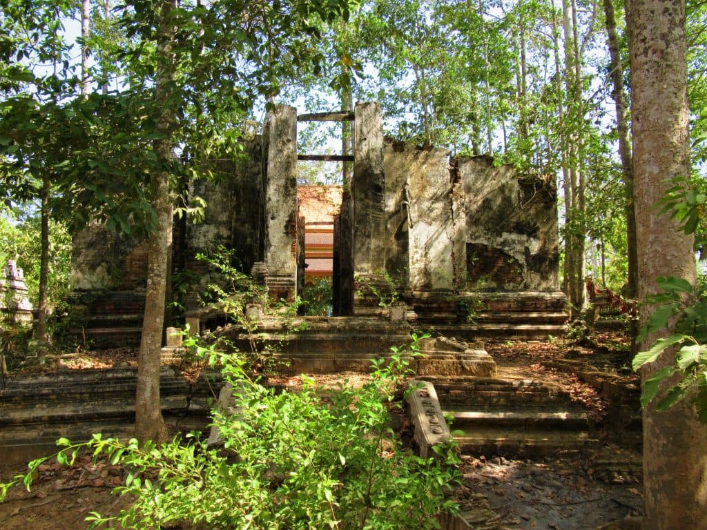 Du lịch Trà Vinh tự túc - khám phá chùa Khmer Du lịch Trà Vinh tự túc - khám phá chùa Khmer