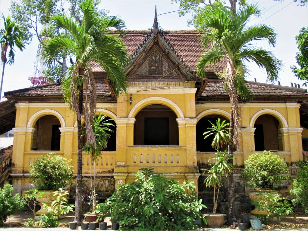 Du lịch Trà Vinh tự túc - khám phá chùa Khmer Du lịch Trà Vinh tự túc - khám phá chùa Khmer