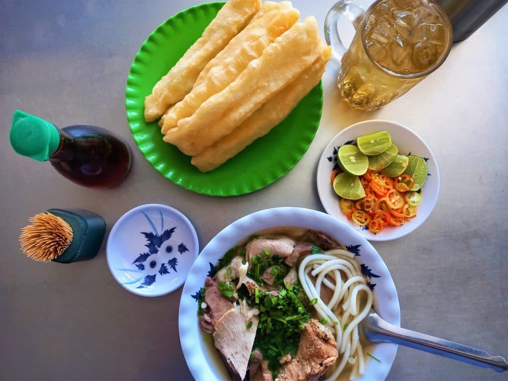 Một tô bún bánh canh, Trà Vinh, Đồng bằng sông Cửu Long, Việt Nam Một tô bún bánh canh, Trà Vinh, Đồng bằng sông Cửu Long, Việt Nam