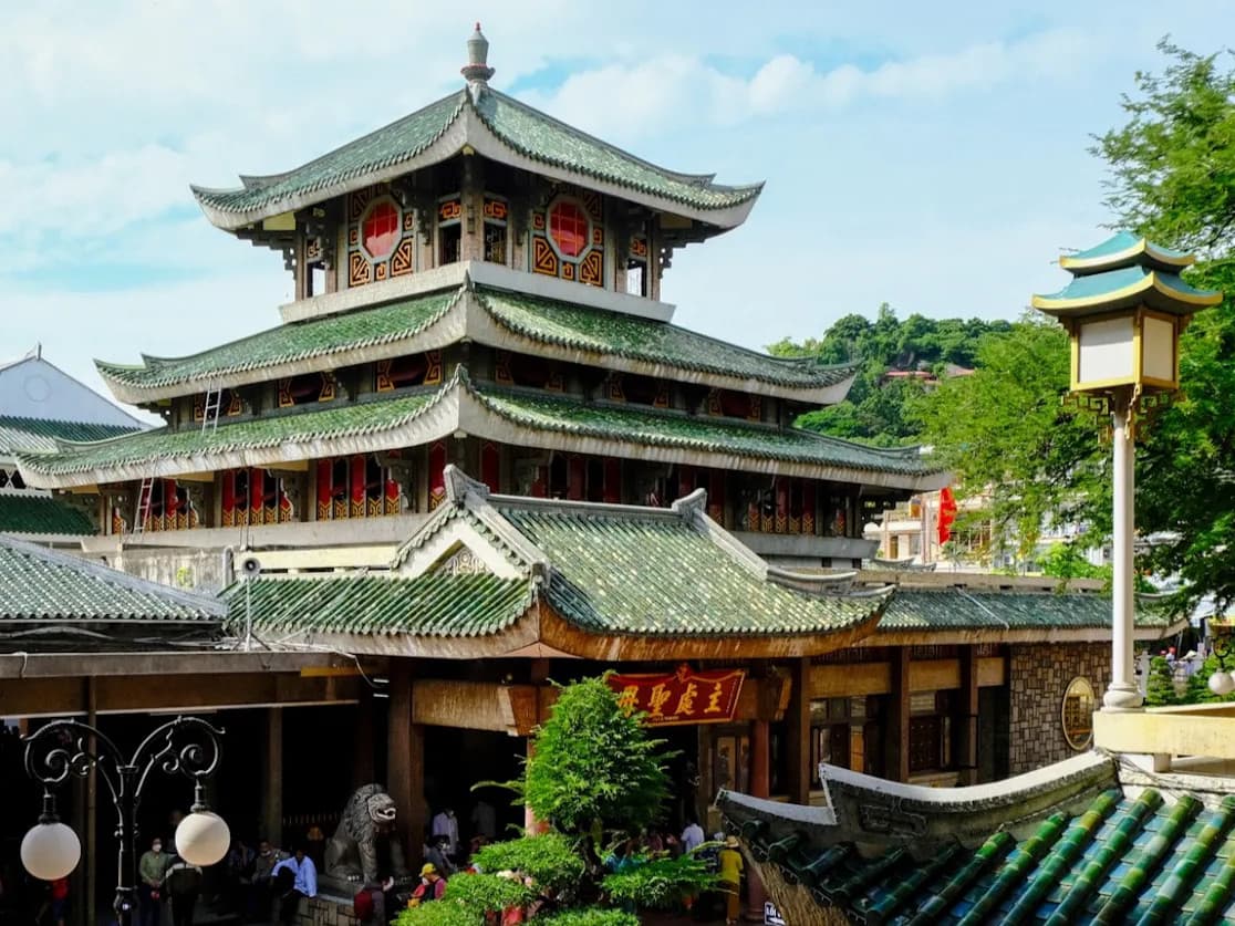 Tôn Giáo - Tín Ngưỡng Châu Đốc