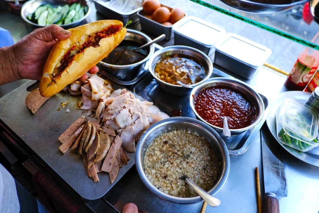 Kinh nghiệm du lịch Hội An - Quán ăn ngon ở Hội An - Bánh Mì Hội An