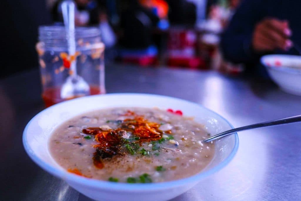 Kinh nghiệm du lịch Hội An - Quán ăn ngon ở Hội An - Cháo Nghêu Hội An