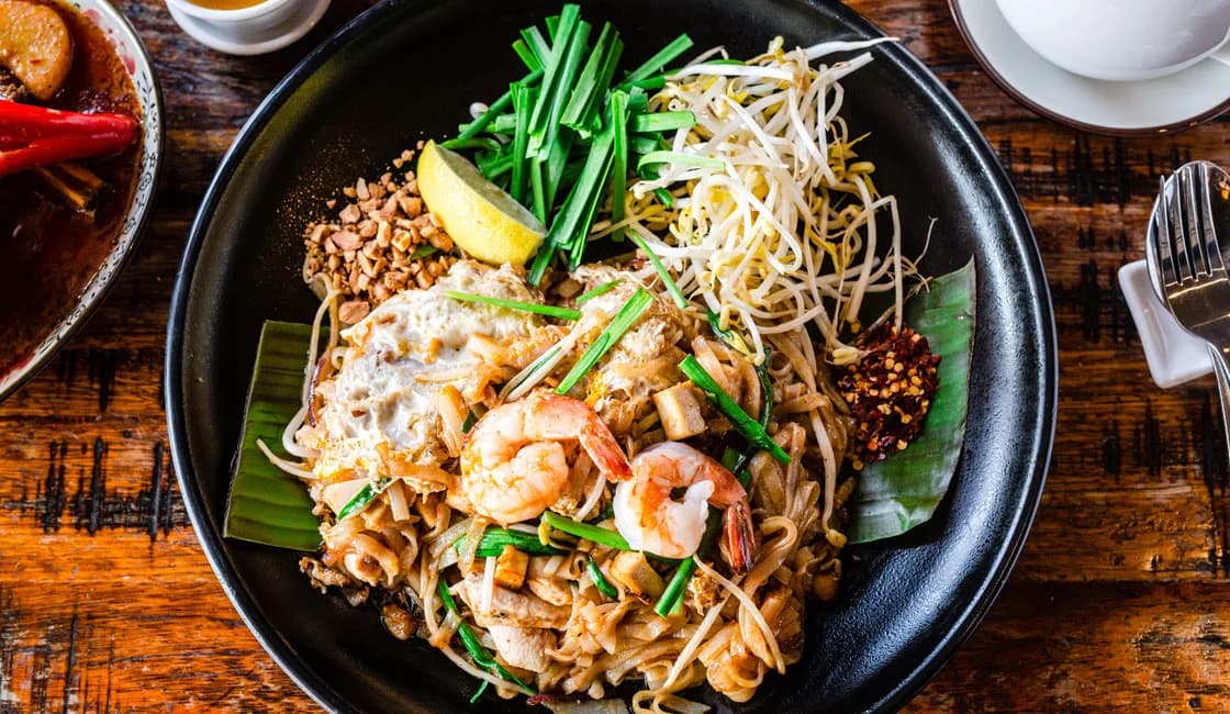 Du lịch Thái Lan tự túc - Món Thái ngon - Pad Thai