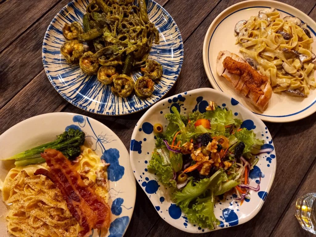 Abendessen im Restaurant Beach House, Con Dao, Vietnam