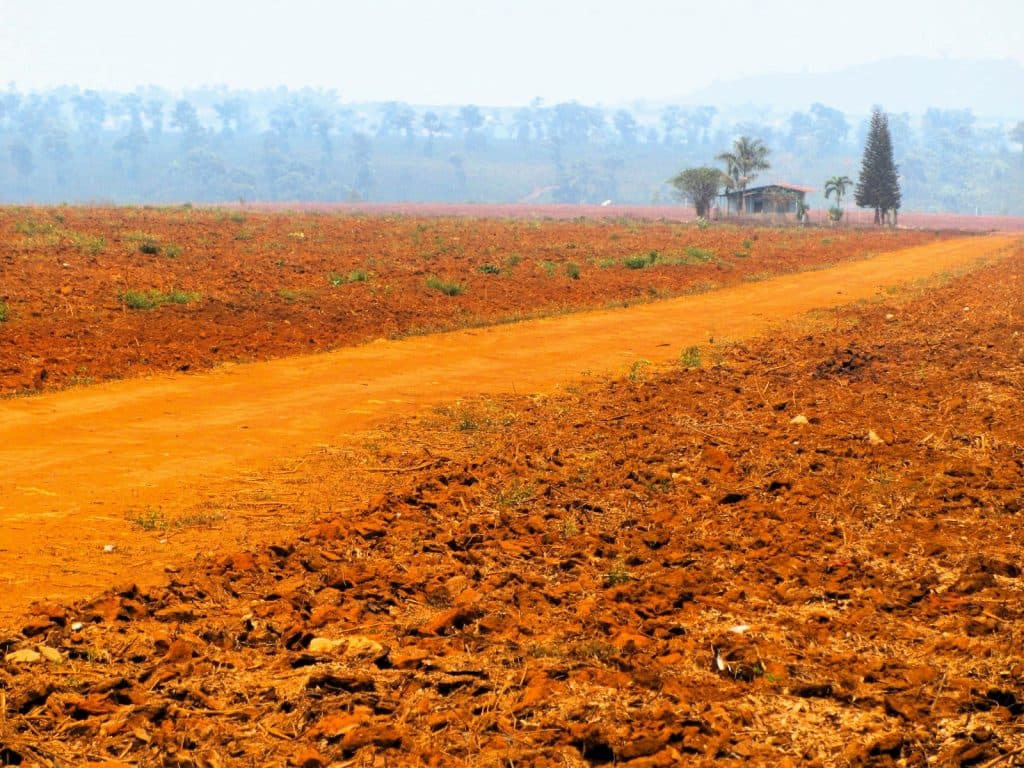 Rote Erde, Ho Chi Minh Straße, Vietnam