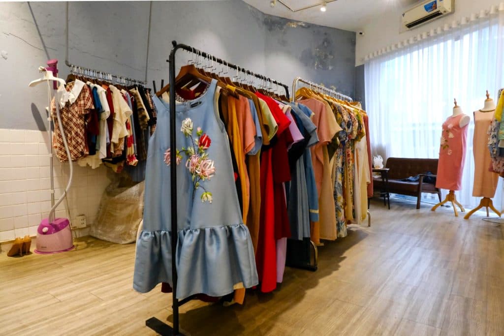 Cafe Apartment in Saigon, 42 Nguyen Hue, Ho Chi Minh, Vietnam