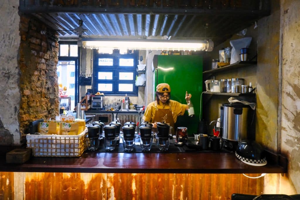 Cafe Apartment in Saigon, 42 Nguyen Hue, Ho Chi Minh, Vietnam