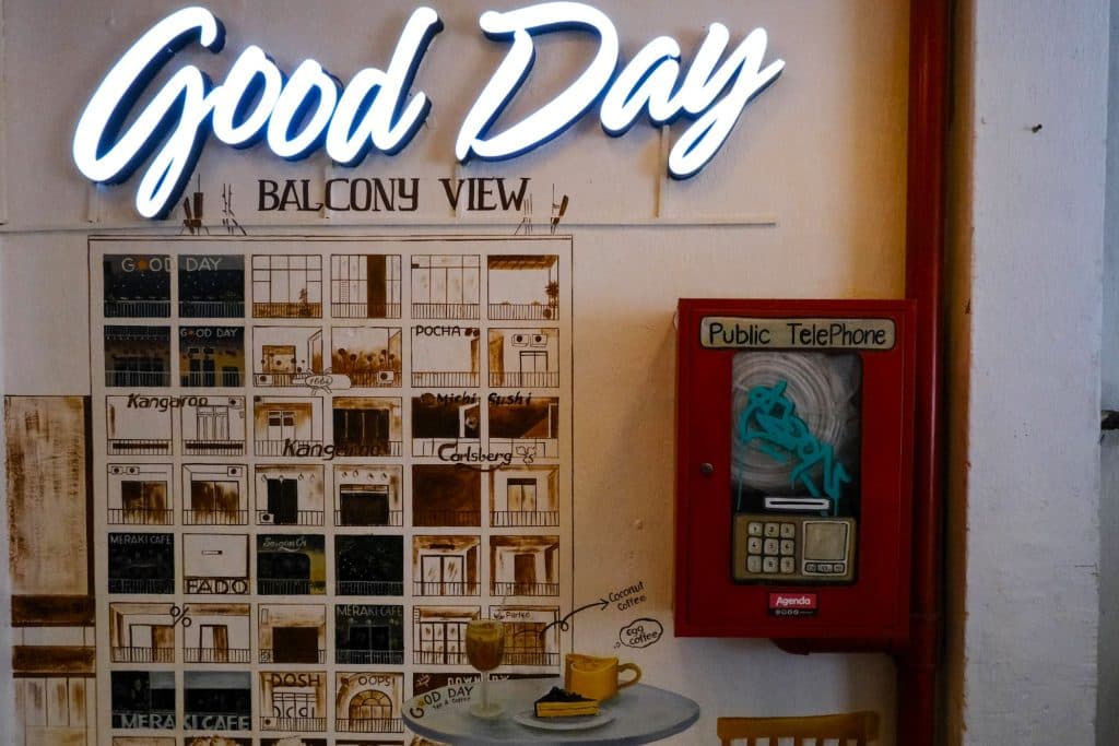 Cafe Apartment in Saigon, 42 Nguyen Hue, Ho Chi Minh, Vietnam