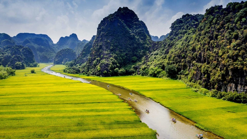 Ninh Binh best things to do & travel guide
