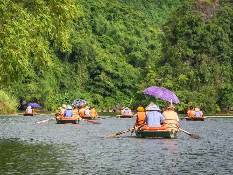 Ninh Binh Travel Guide - Sampan Boat Tour
