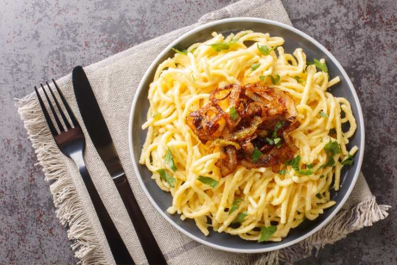 Những món ăn ngon của Đức - Käsespätzle - Mì trứng phô mai