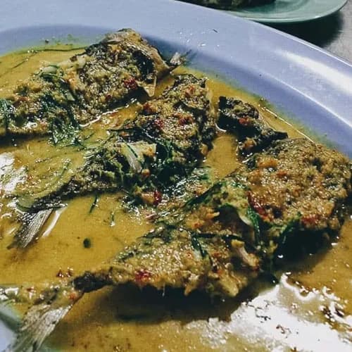 Quán ăn ngon ở Bangkok - Soei - Chu chee pla