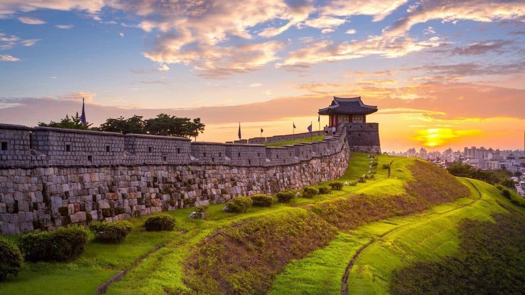 Du lịch Hàn Quốc tự túc - Pháo đài Hwaseong