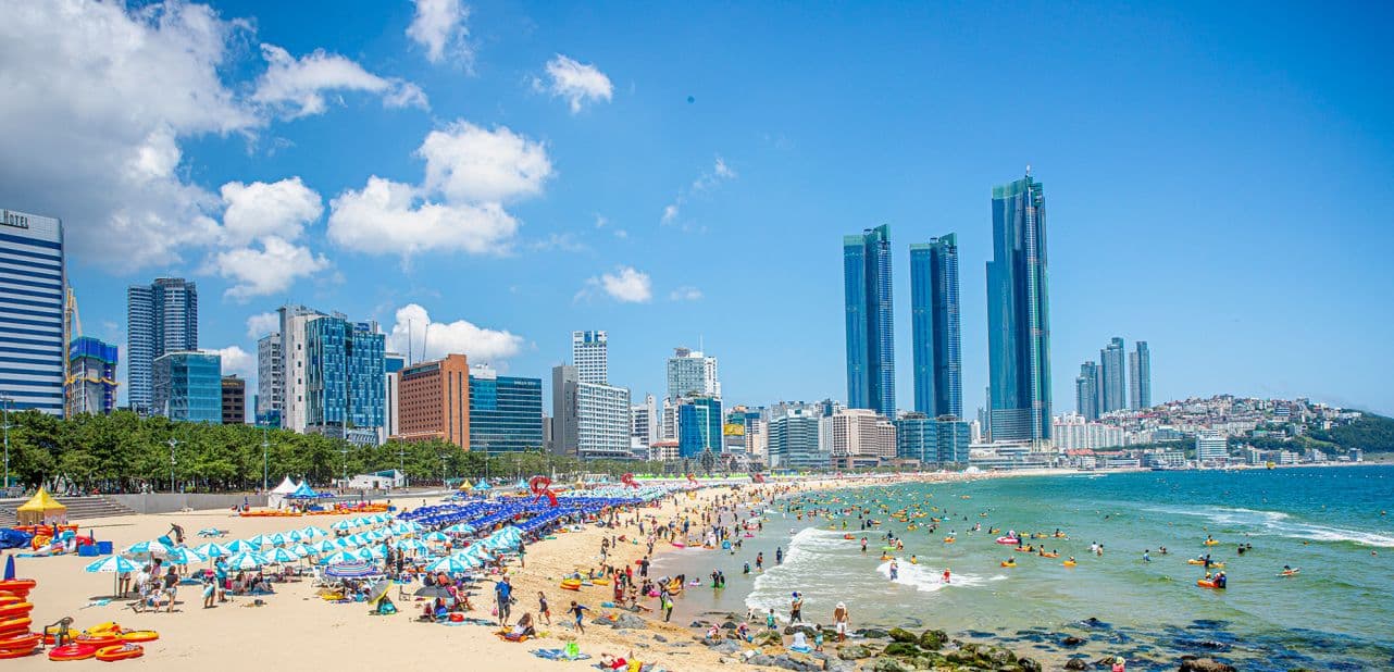 Du lịch Hàn Quốc tự túc - Bãi biển Haeundae - Busan