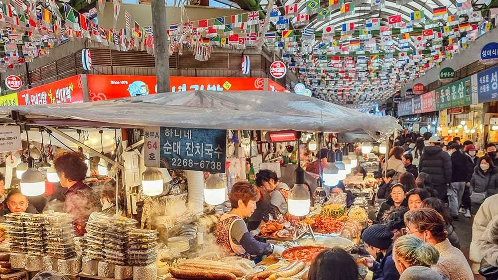 Du lịch Hàn Quốc tự túc - Chợ Gwangjang - Seoul