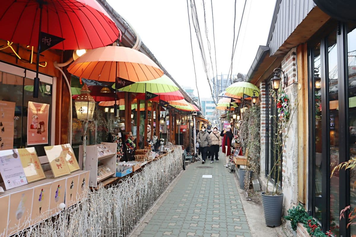 Du lịch Hàn Quốc tự túc - Ikseongdong Seoul