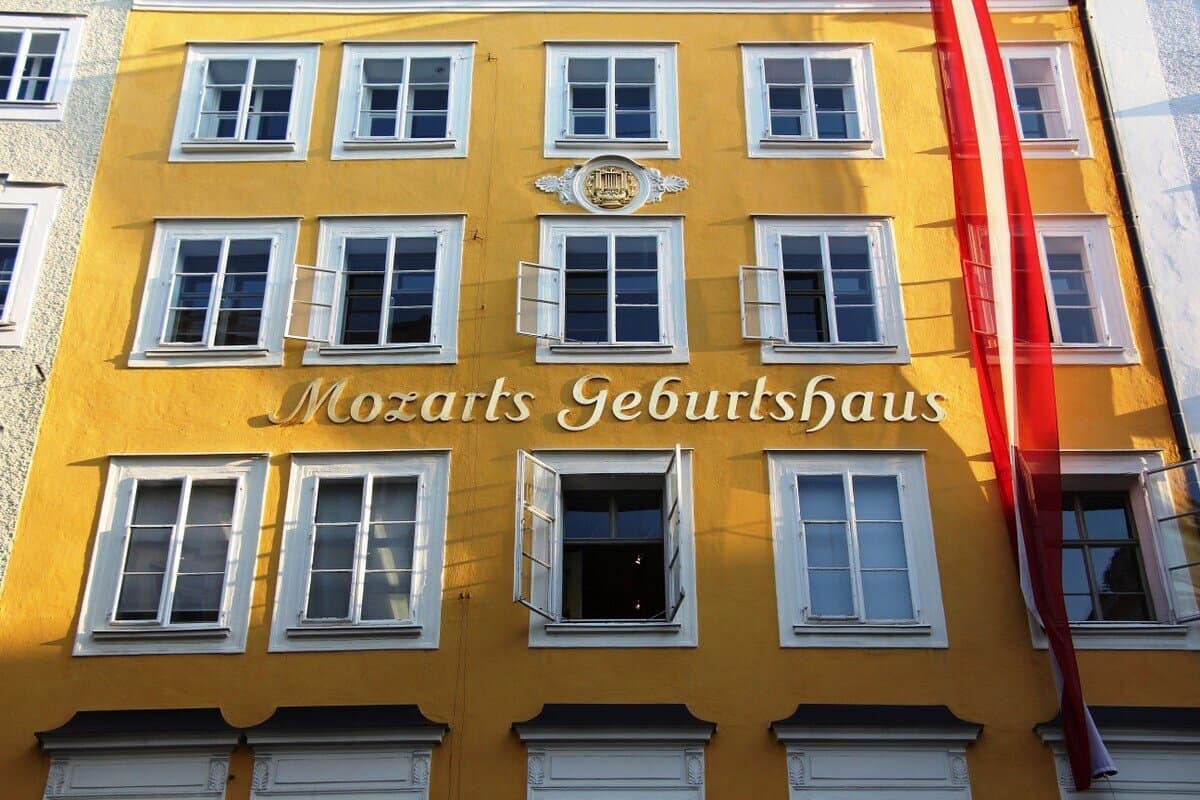 Mozarts Geburtshaus (Nơi sinh ra của Mozart)